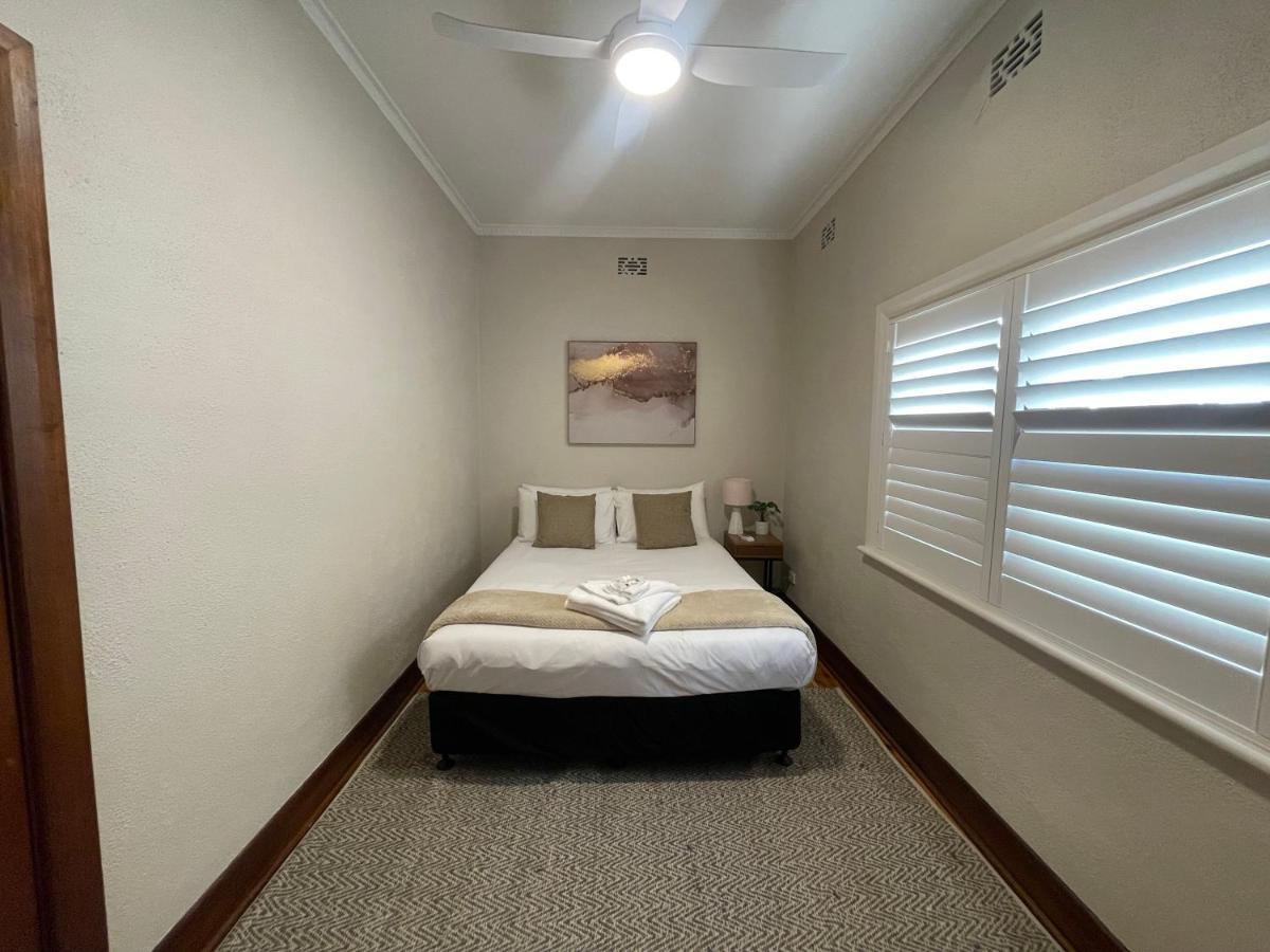 Astor Hotel Motel Albury Extérieur photo