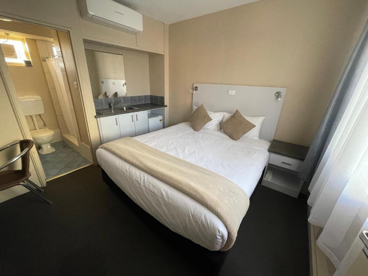 Astor Hotel Motel Albury Extérieur photo